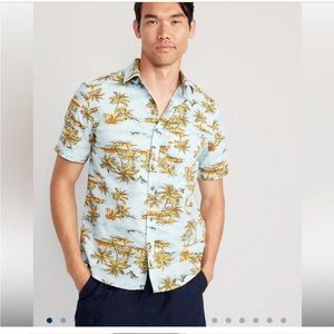 NWT Palm Tree Short Sleeve Button Down, Size Large
